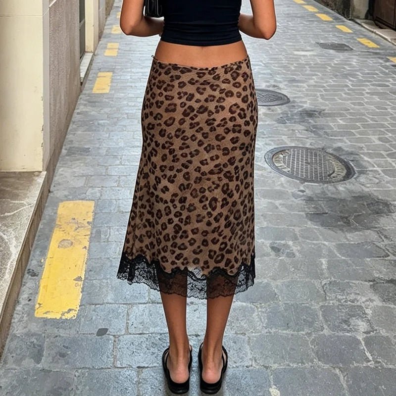 Jupe midi en dentelle à motif léopard Vera