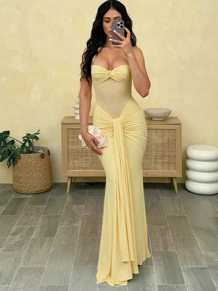 Robe longue Veracity dos nu à col licou et fronces