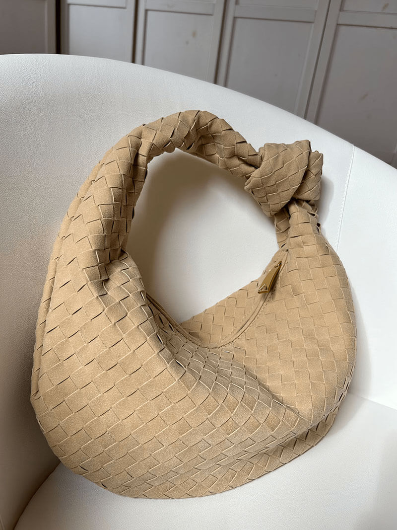 Sac tressé en daim, taille moyenne