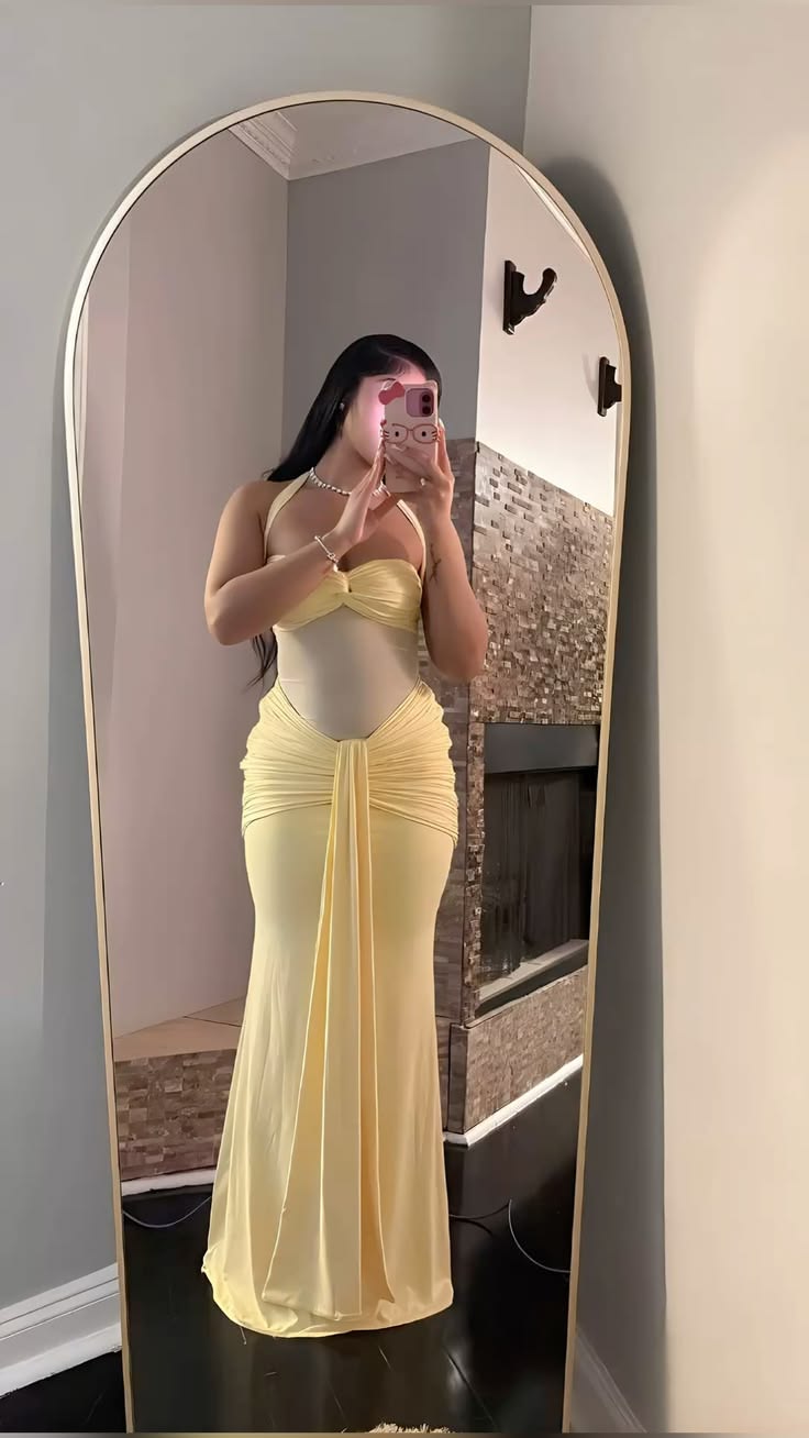 Robe longue moulante Ximena en mesh avec lien à la taille
