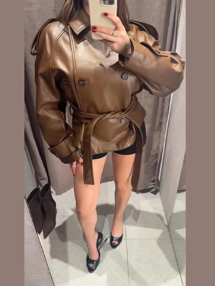 Trench-coat Xylia en similicuir ceinturé