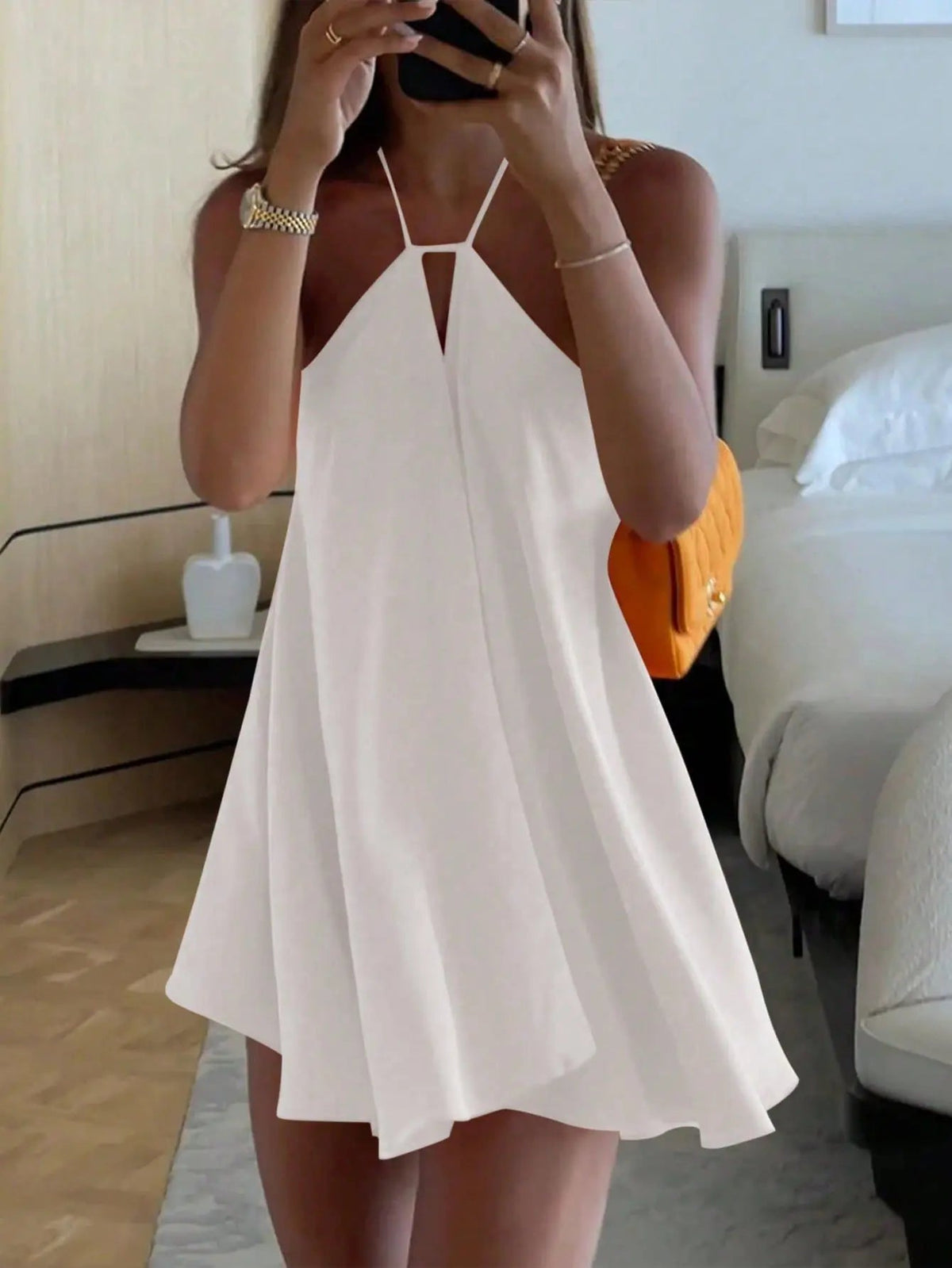 Robe d’été épaules dénudées ajourée Zinnia